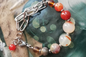 Разработка браслета из микса камней