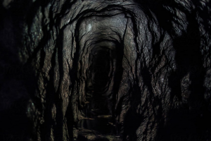 Креативный сюжет и персонажи