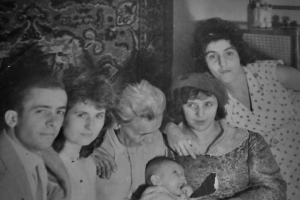 Реставрация старых фотографий.