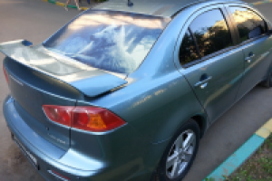 Арт графика на заднее стекло автомобиля.