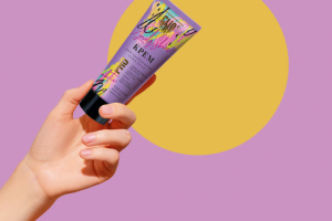 Логотип и упаковка  для  серии косметики.