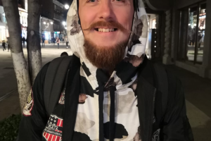 Стихи и тексты песен на заказ.