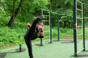 Занятия по боксу и кикбоксингу