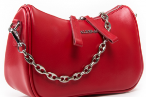 Фотография и ретушь сумки. Для интернет магазина.