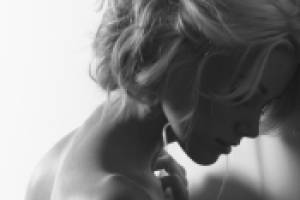 Дни мелькают ...( любовная лирика)