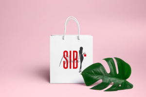 Логотип для магазина женской одежды