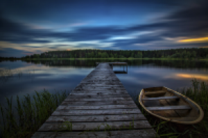 Закат на озере Селигер