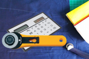 Расположение выкройки на ткани