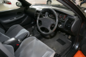 Полемика вокруг праворульных автомобилей в России