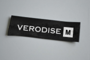 Логотип и брендирование для бренда одежды "VERODISE" г. Москва