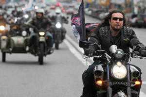 видео ролик вирусный о ночных волках