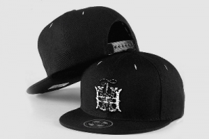 Одежда в стиле хип-хоп. Кепки. SEO-текст