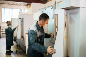 работа на производстве