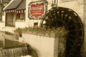 "ВИДЫ ФРАНЦИИ": ДЛЯ КАФЕ "БРИОШ" И "COCA-COLA" (КОМП. ОБРАБОТКА)