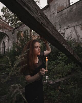 img4404257.png
