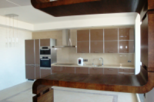 стильная барная стойка