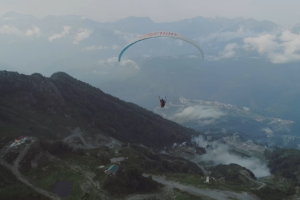 Рекламный ролик “Парапланы” для курорта “Роза Хутор”