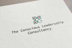 Логотип для тренинг-центра "Leadersship "