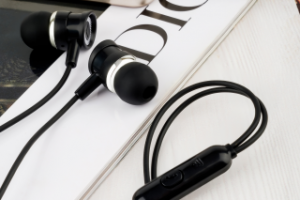 Имиджевая съёмка проводных наушников