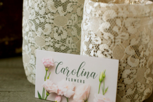 Визитка для студии авторского букета Carolina flowers