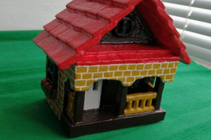 Домик статуэтка