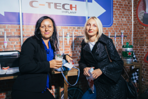 Концепция стенда дистрибьютора дентальных имплантов