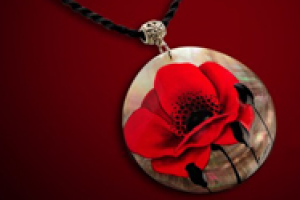 Брошь. Художественная ретушь. Фото для магазина «Эрмитажа».