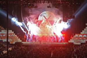 Статья о техническом обеспечении шоу «Стена» (EN-RU)