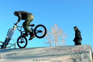 Реклама велосервиса Сфера