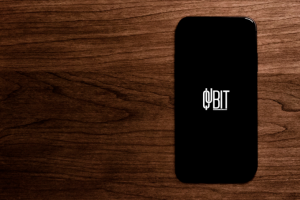 Qubit