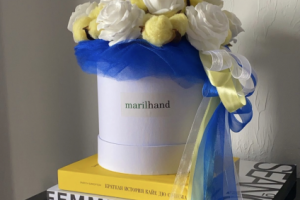 • БЕЛОСНЕЖНЫЕ МЫЛЬНЫЕ РОЗЫ РУЧНОЙ РАБОТЫ В ОБЛАКАХ ХЛОПКА •