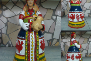 Керамика "Фигуры в русских костюмах"