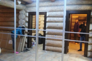 перегородка, шкаф( зеркало)