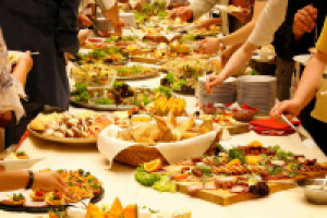 Проведение фуршета