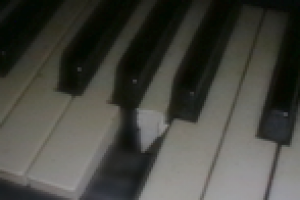 Сыграно на yamaha psr-310.