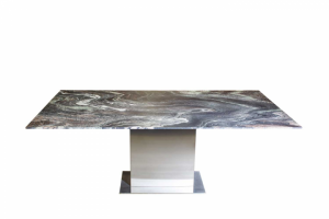 Стол раздвижной. Пример фотографии крупно габаритного товара.