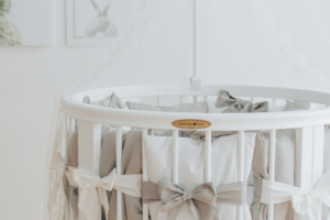 логотип для лучшего производителя детский кроваток-премиум