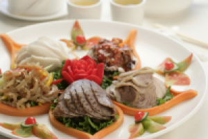 За вкусными блюдами в Ригу