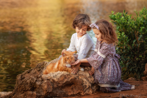 Дети с котом (ретушь)