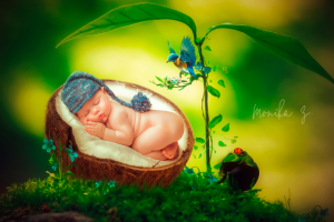 Спящая малявочка (сказочный коллаж)