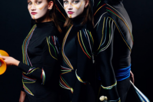 Преподаватель по жонглированию, акробатике