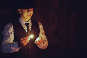 Острые козырьки