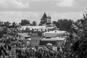 Пример постановочной, репортажной или художественной фотографии