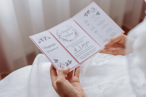 Разработка дизайна пригласительных на свадьбу