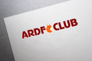 логотип клуба охотников