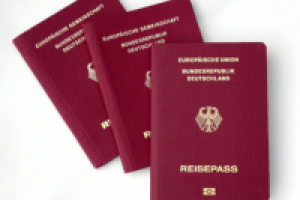 Паспорт (ФРГ) DE-RU