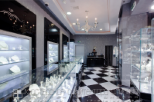 Интерьер ювелирного салона в ТЦ "Атриум", г. Москва