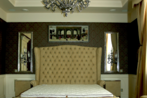 Классическая спальня.