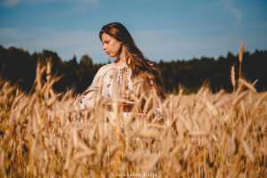 Портрет в народном стиле