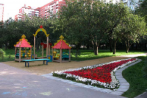 Нежинский сквер. Фото -1